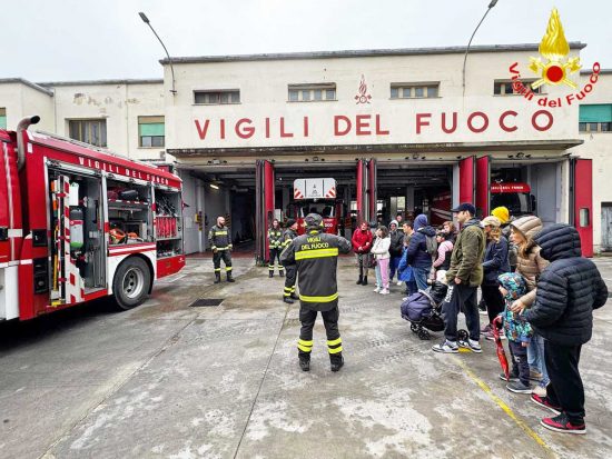 Civitavecchia - I ragazzi della cooperativa Nuova Era alla caserma Bonifazi