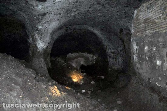 Un'eccezionale immagine realizzata dagli speleologi del tunnel che da Viterbo porta Roma