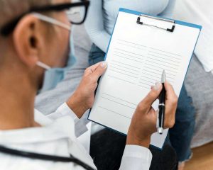Un medico