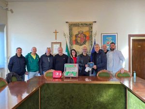Vejano - Donato un defibrillatore al comune
