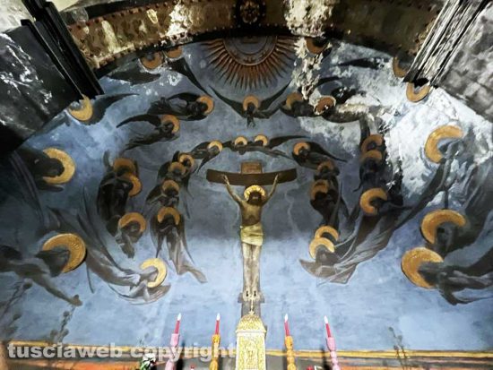 Viterbo - La chiesa di San Lazzaro al cimitero