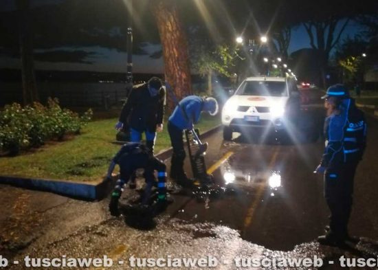 Violento nubifragio su Bolsena, allagamenti in città e strade invase da detriti