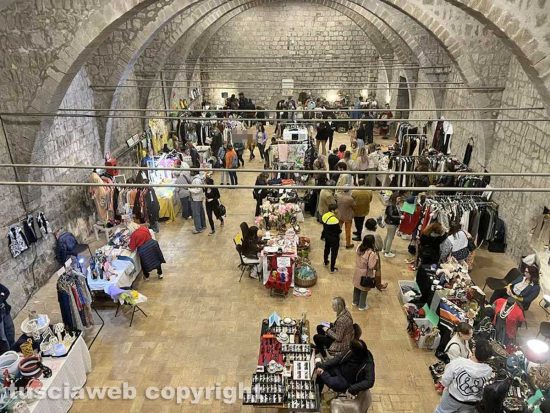 Viterbo - Il mercatino del vintage