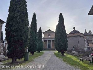 Viterbo - L'ingresso principale del cimitero San Lazzaro