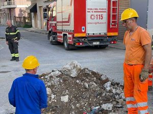 Civita Castellana - I lavori di riparazione della fuga di gas