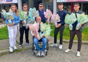 Viterbo - I ragazzi di Forza Italia viterbo con Fabio Barzellotti presidente di Zucchero Filato