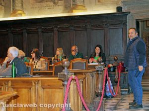 Viterbo - Grancini (FdI) esce dal consiglio comunale