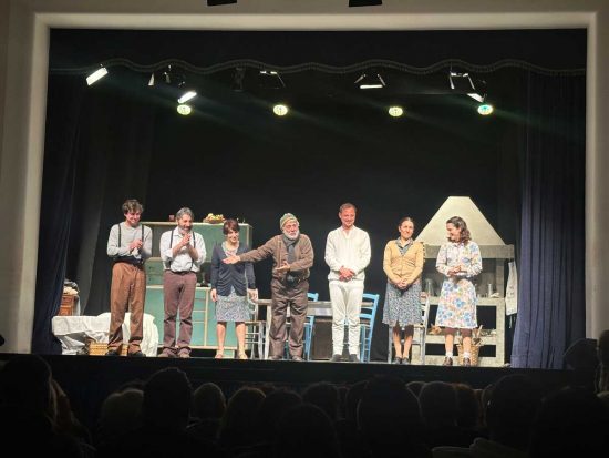 Carbognano - La commedia "Il cappello di carta"