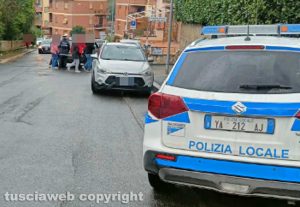 Capranica - Scontro tra due auto