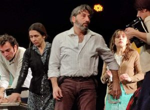 Una scena de "Il cappello di carta"