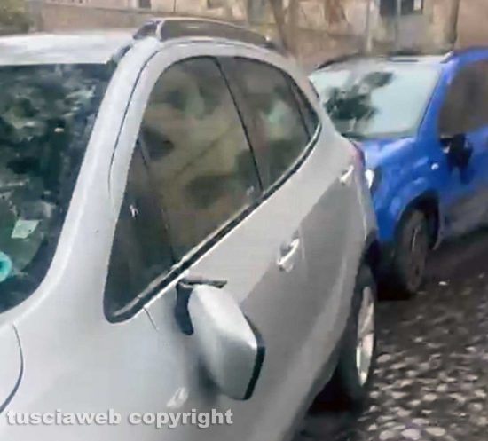 Viterbo - Specchietti rotti a Pianoscarano