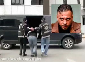 Istanbul - L'arresto del rapper Massaka per l'elogio al boss Baris Boyun