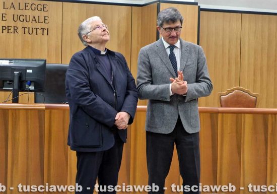 Pasqua 2025 - La benedizione del vescovo in tribunale