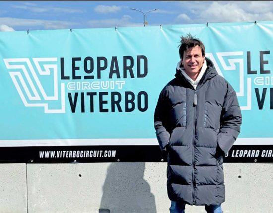 Toto Wolff in visita al Leopard Circuit, test in pista con il figlio