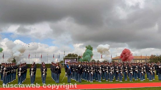 Il giuramento del 27esimo corso degli allievi marescialli dell’Esercito italiano e dell’Aeronautica militare