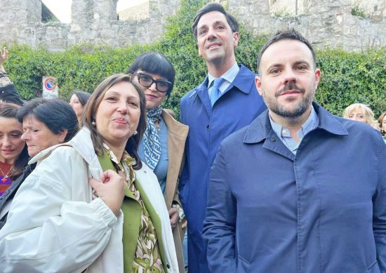 Viterbo - Italia Viva ha preso parte alla manifestazione "Se toccano una, toccano tutte"