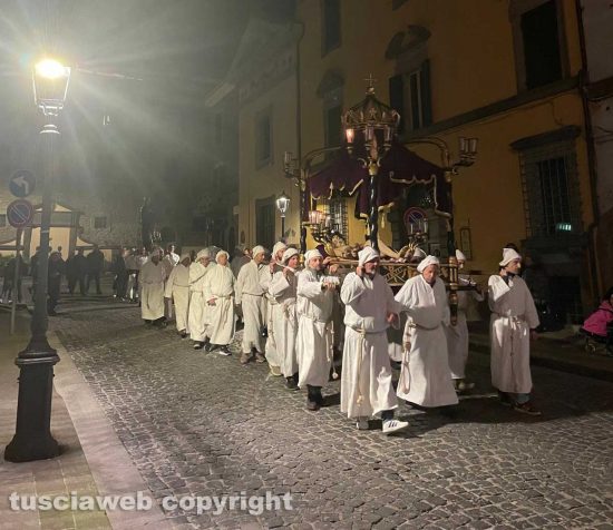Soriano nel Cimino - La processione del Cristo morto