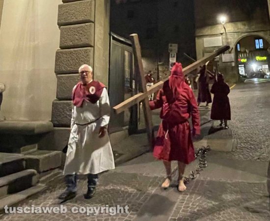 Soriano nel Cimino - La processione del Cristo morto