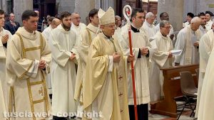 Viterbo - La messa per la morte di papa Francesco