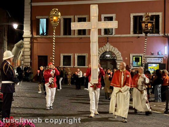 Civita Castellana - La processione del Cristo morto