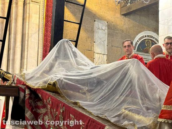Civita Castellana - La processione del Cristo morto