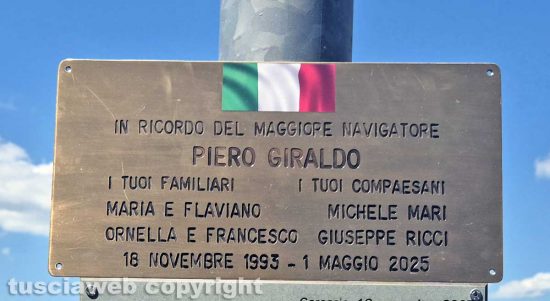 Garessio - Il luogo dell'incidente del Tornado - La targa in ricordo del maggiore Piero Giraldo