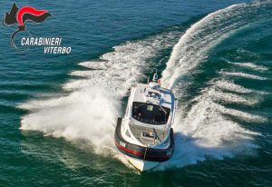 Una motovedetta dei carabinieri