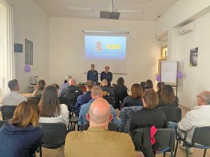 Viterbo - Il corso di guida sicura di Poste italiane con la polizia stradale