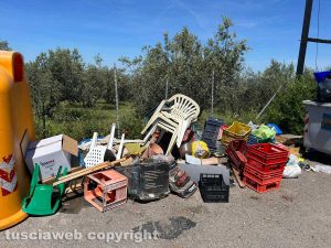 Viterbo - Rifiuti all'isola ecologica di Montigliano