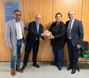 Viterbo - Inaugurato il terzo defibrillatore del palazzo di giustizia