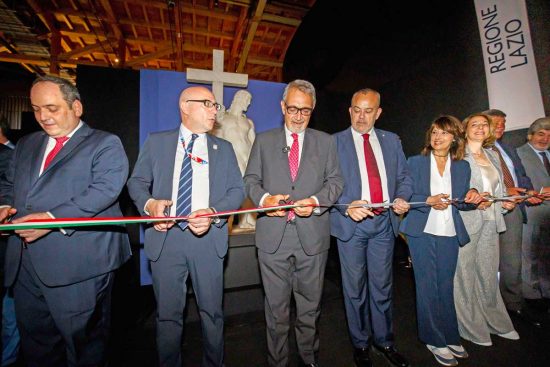 Osaka - Regione Lazio all'Expo 2025 con la statua del Cristo risorto di Michelangelo Buonarroti