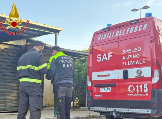 Carabinieri e vigili del fuoco del nucleo saf 