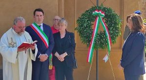 Bagnoregio - La cerimonia di commemorazione nel ventennale della scomparsa del maresciallo capo Massimiliano Biondini dell’Avizione dell’Esercito
