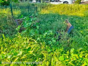 Grotte Santo Stefano - L'area cani inaccessibile per l'erba alta