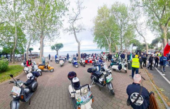 Il giro dei tre laghi organizzata dalla Vespa club Bolsena