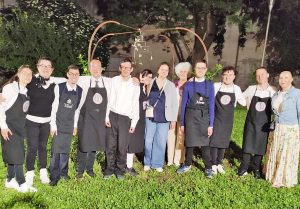 Viterbo - La "Cena con i fiori" raccoglie 1200 euro