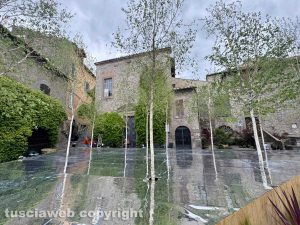 San Pellegrino in Fiore senza fiori, l’edizione più brutta di sempre - Piazza San Carluccio