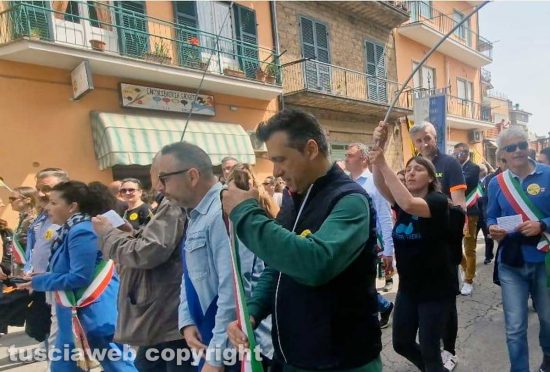 Corchiano - In 4mila in marcia contro il deposito di scorie 