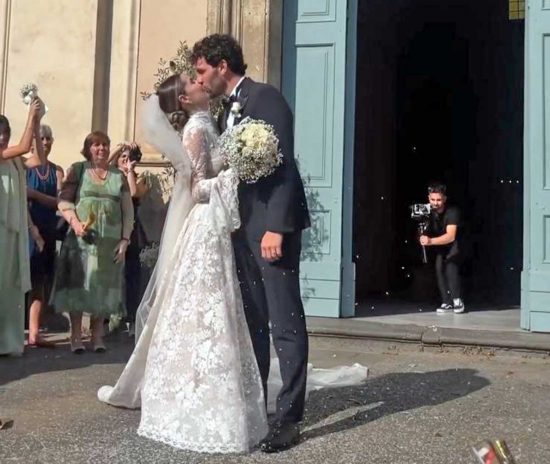 Ronciglione - Il matrimonio del calciatore Arturo Calabresi e la moglie Flavia Consolini