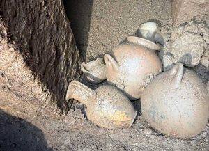 Barbarano Romano - Rinvenuta una tomba etrusca intatta nella necropoli di San Giuliano