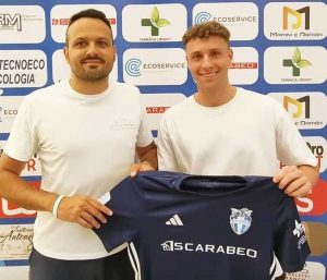 Calcio a 5 - D sinistra mister Luchetti e Carlo De Nisco