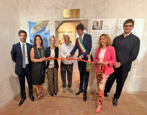 Sutri - Palazzo Doebbing - Inaugurazione mostra del maestro Julio Larraz
