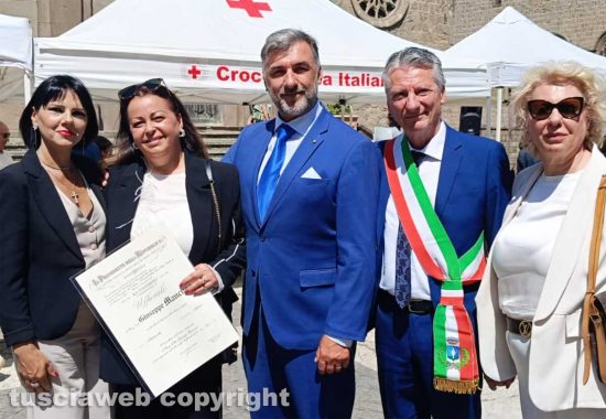 Al centro: Giuseppe Mancuso