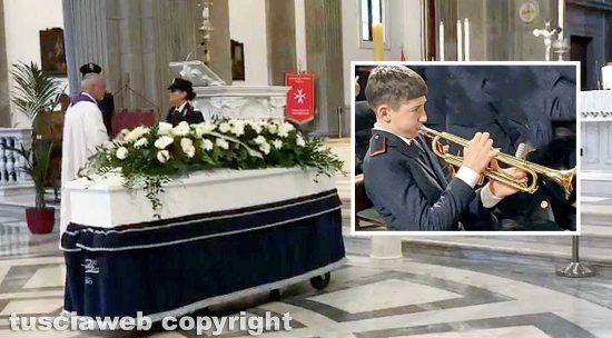 Il funerale di Leonardo Cristiani
