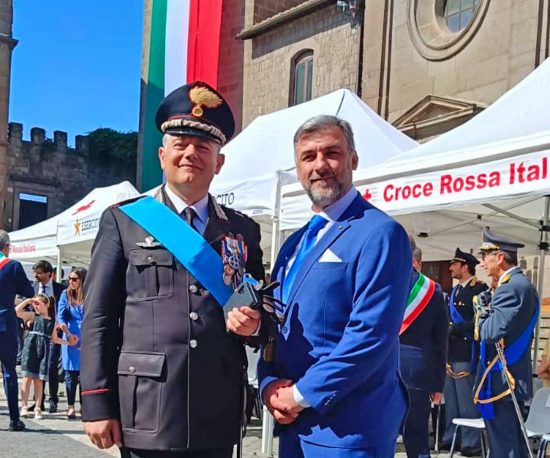 Il colonnello Massimo Friano con Giovanni Mancuso