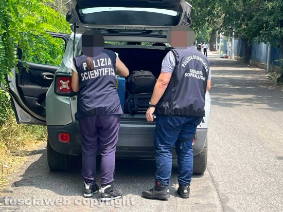 Viterbo - Rogo alla facoltà di Agraria - La polizia scientifica