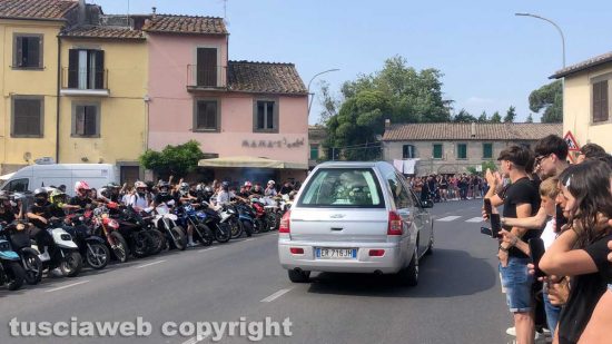Il funerale di Leonardo Cristiani