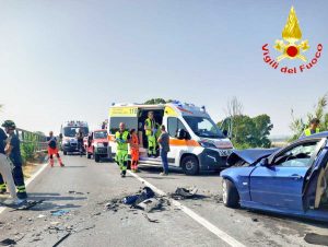 Frontale tra due auto a Fiumicino