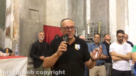 Facchini di Santa Rosa la prima giornata di prove - Il capofacchino Luigi Aspromonte