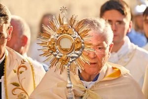 Viterbo - La processione del Corpus Domini - Il vescovo Orazio Francesco Piazza